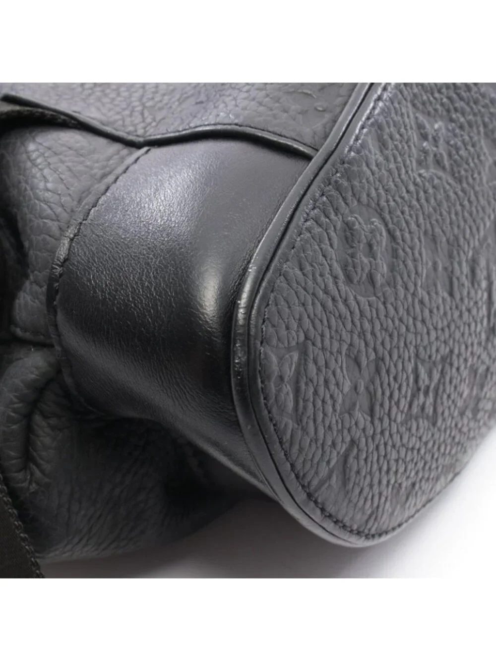 Louis Vuitton Backpack Christopher MM Monogram Taurillon Noir Leather
